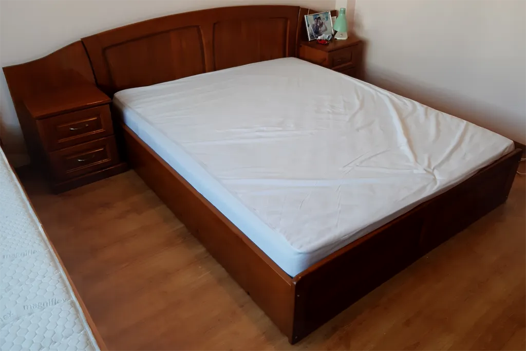 Повдигаща спалня комплект с шкафчета
